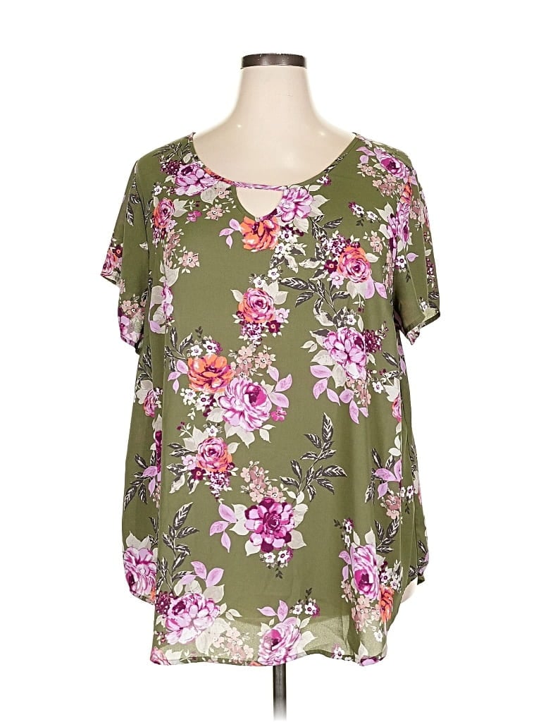 Pre-owned Torrid Short Sleeve Blouse In Green