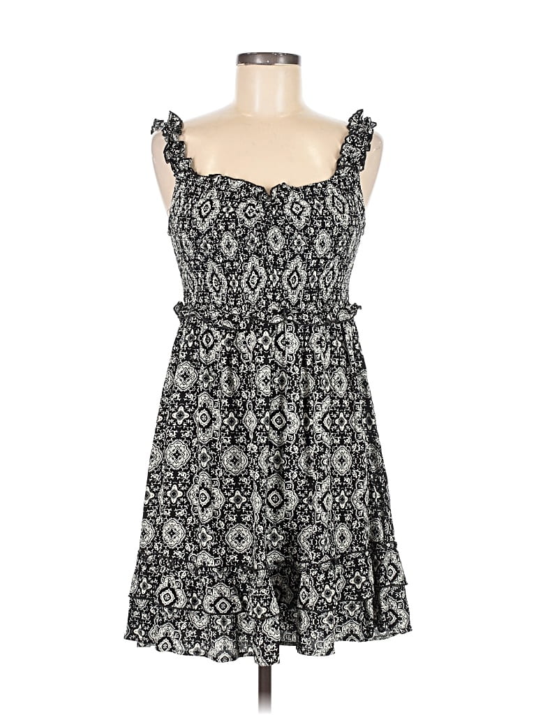 Pre-owned Live To Be Spoiled Casual Dress In Black