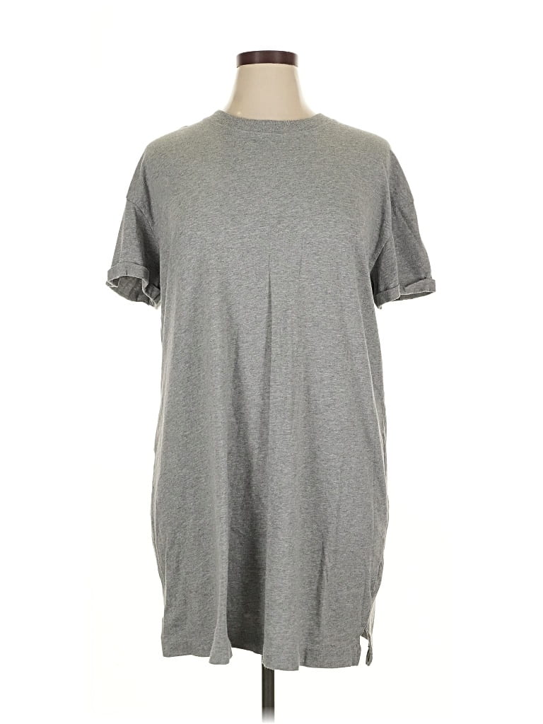 Pre-owned Time And Tru Short Sleeve T-shirt In Gray