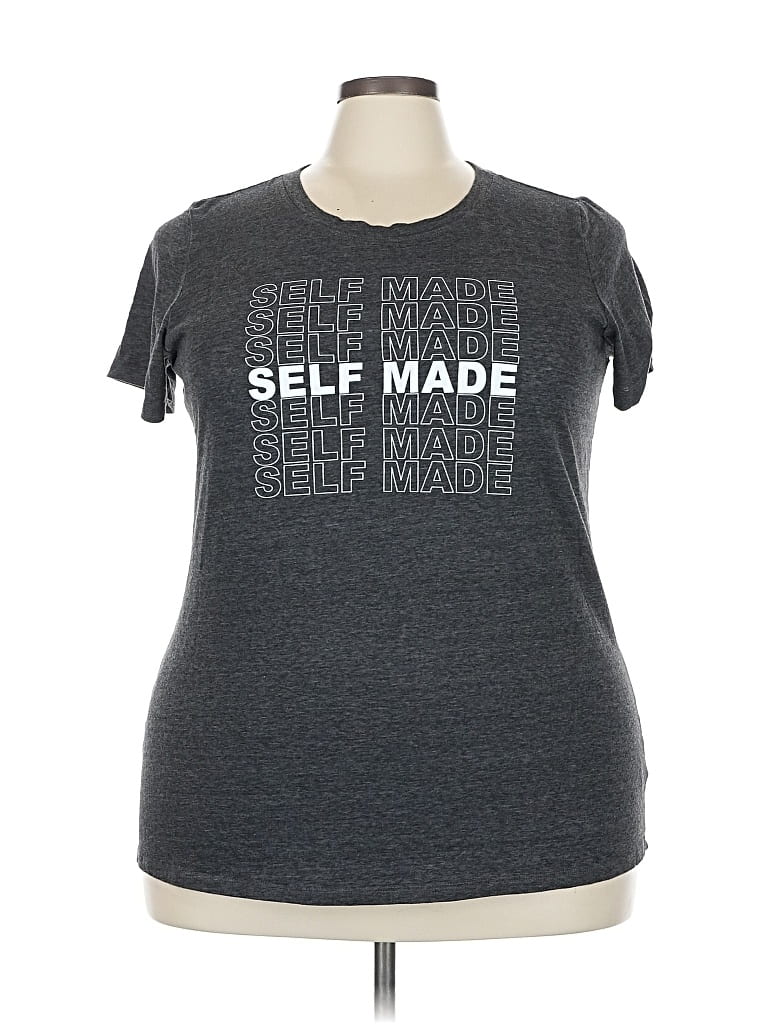 Pre-owned Torrid Short Sleeve T-shirt In Gray