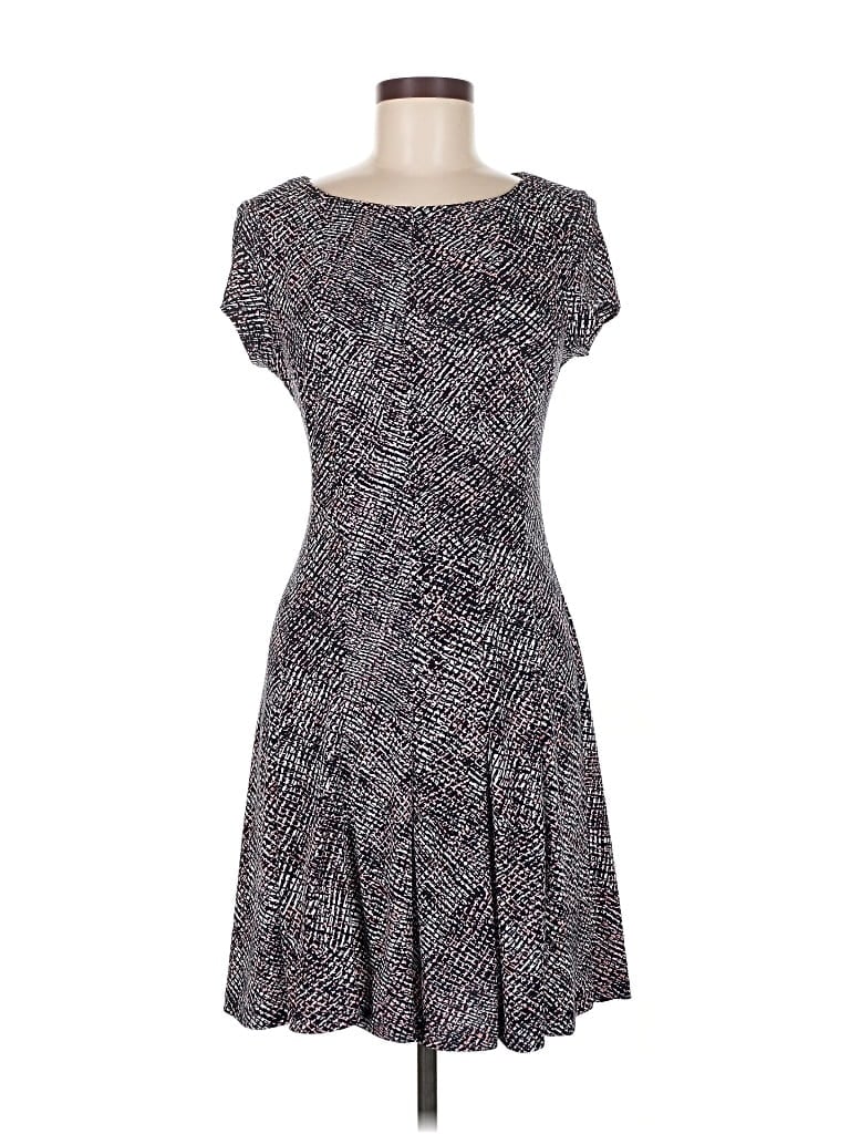Pre-owned Roz & Ali Casual Dress In Gray