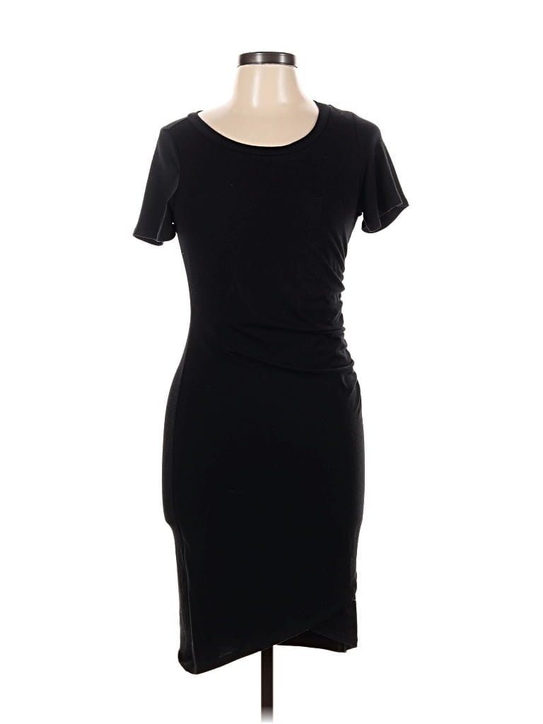 Pre-owned Vici Casual Dress In Black