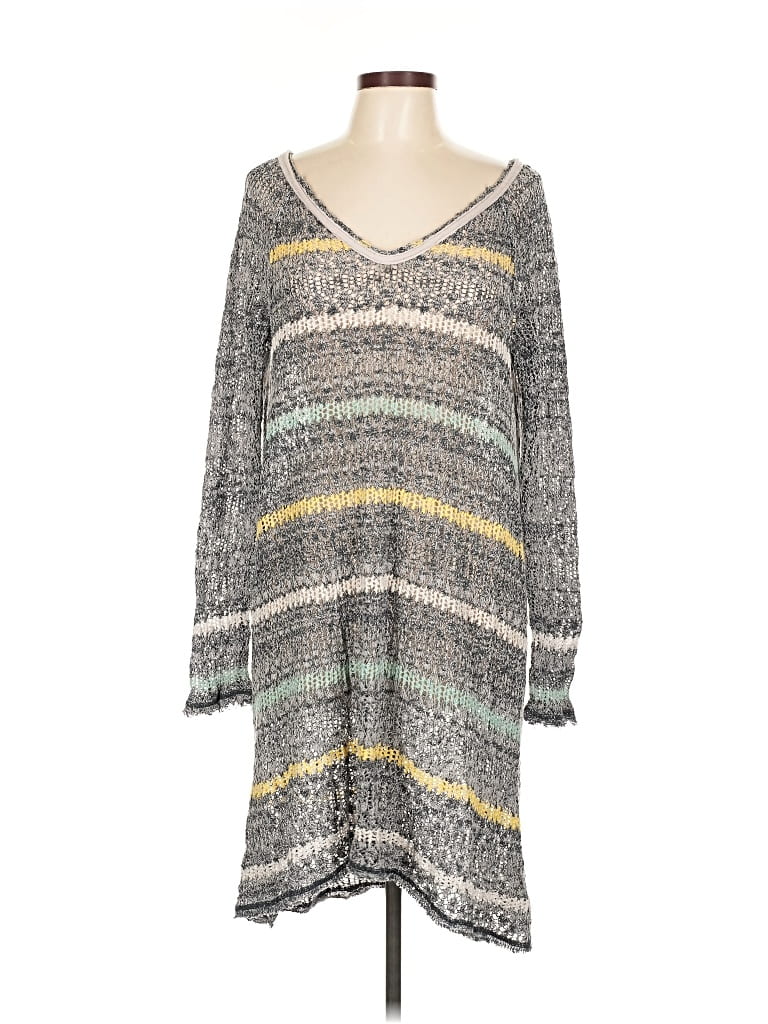 Pre-owned Free People Pullover Sweater In Gray