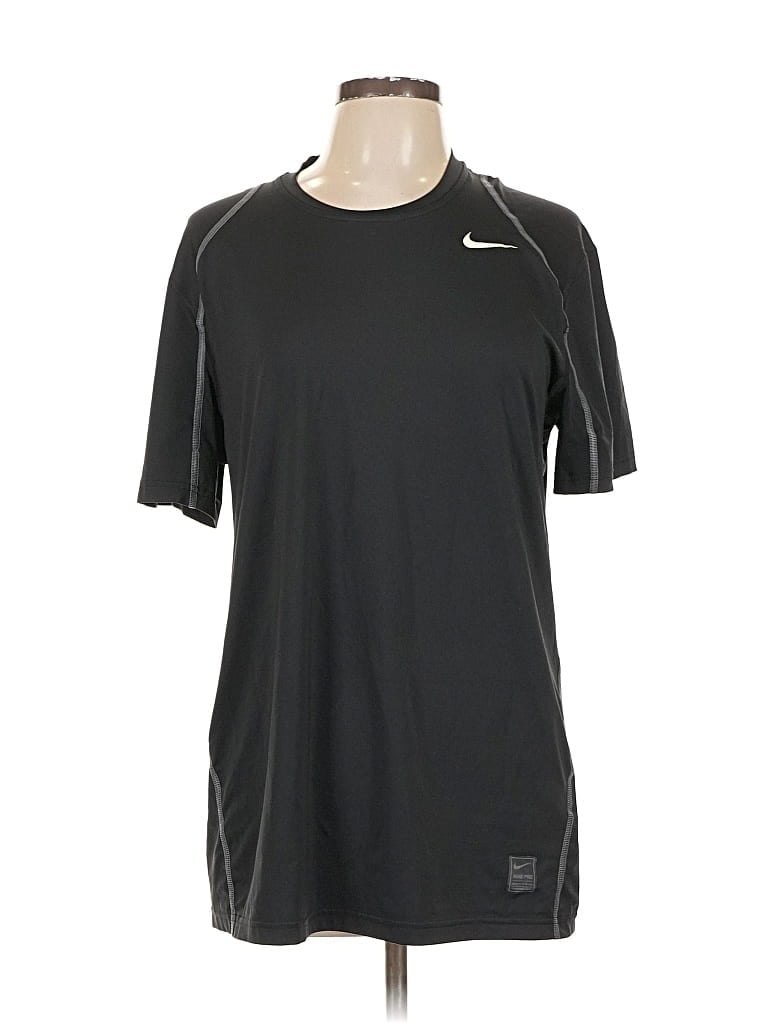 Pre-owned Nike Active T-shirt In Black