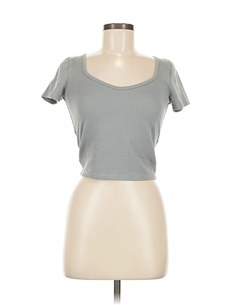 Pre-owned Hollister Short Sleeve T-shirt In Gray