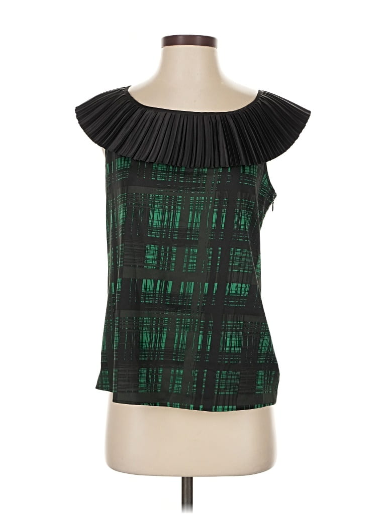 Pre-owned Gianni Bini Sleeveless Blouse In Green