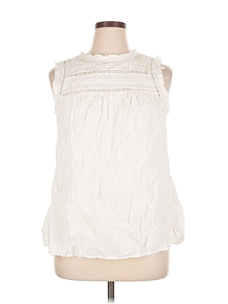 Pre-owned Torrid Sleeveless Blouse In White
