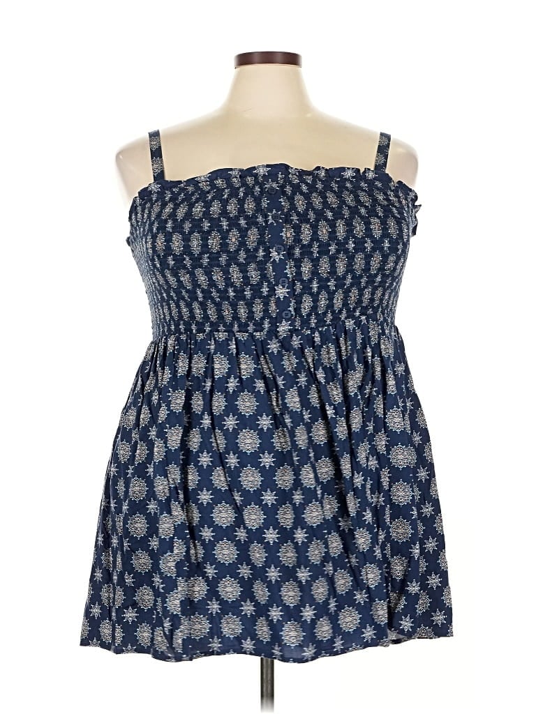 Pre-owned Torrid Sleeveless Top Blue Paisley Pattern Tops