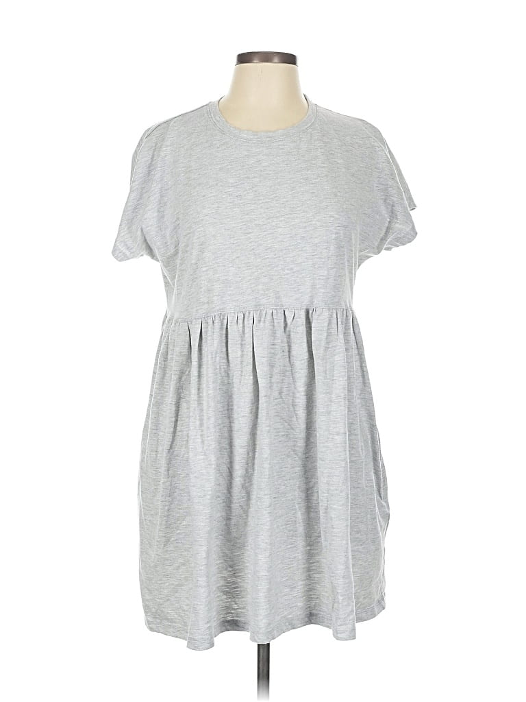 Pre-owned Petal And Pup Casual Dress In Gray