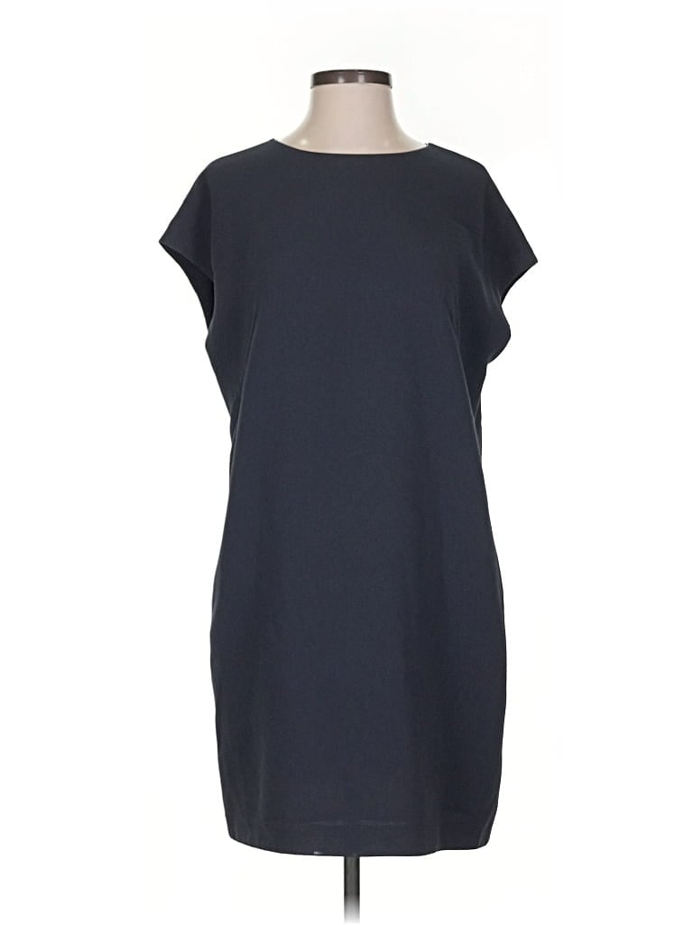 Pre-owned Vince Casual Dress In Black
