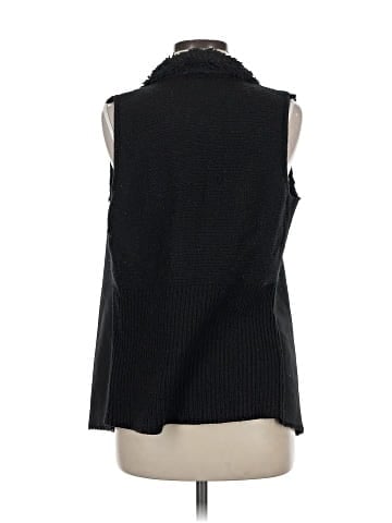 Romeo & Juliet Couture Faux Fur Vest (view 2)