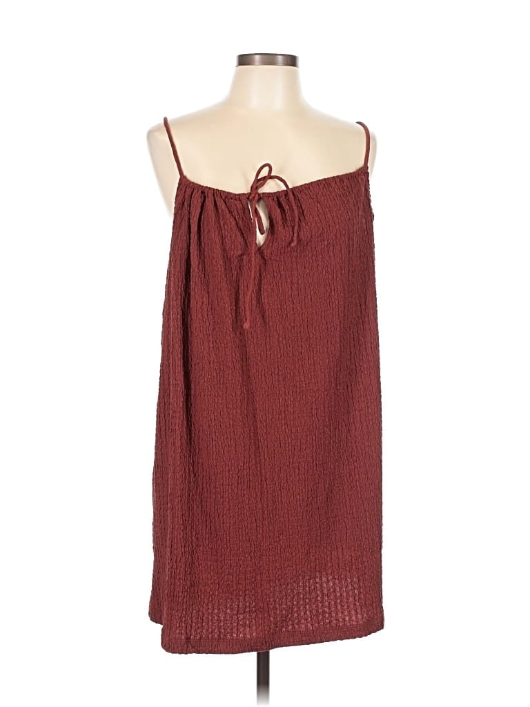 Pre-owned H&m Sleeveless Blouse In Burgundy