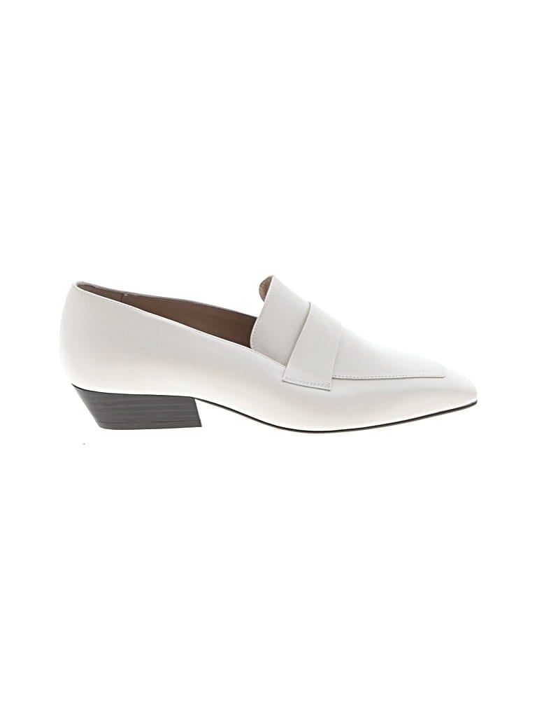 Pre-owned Banana Republic Flats In White