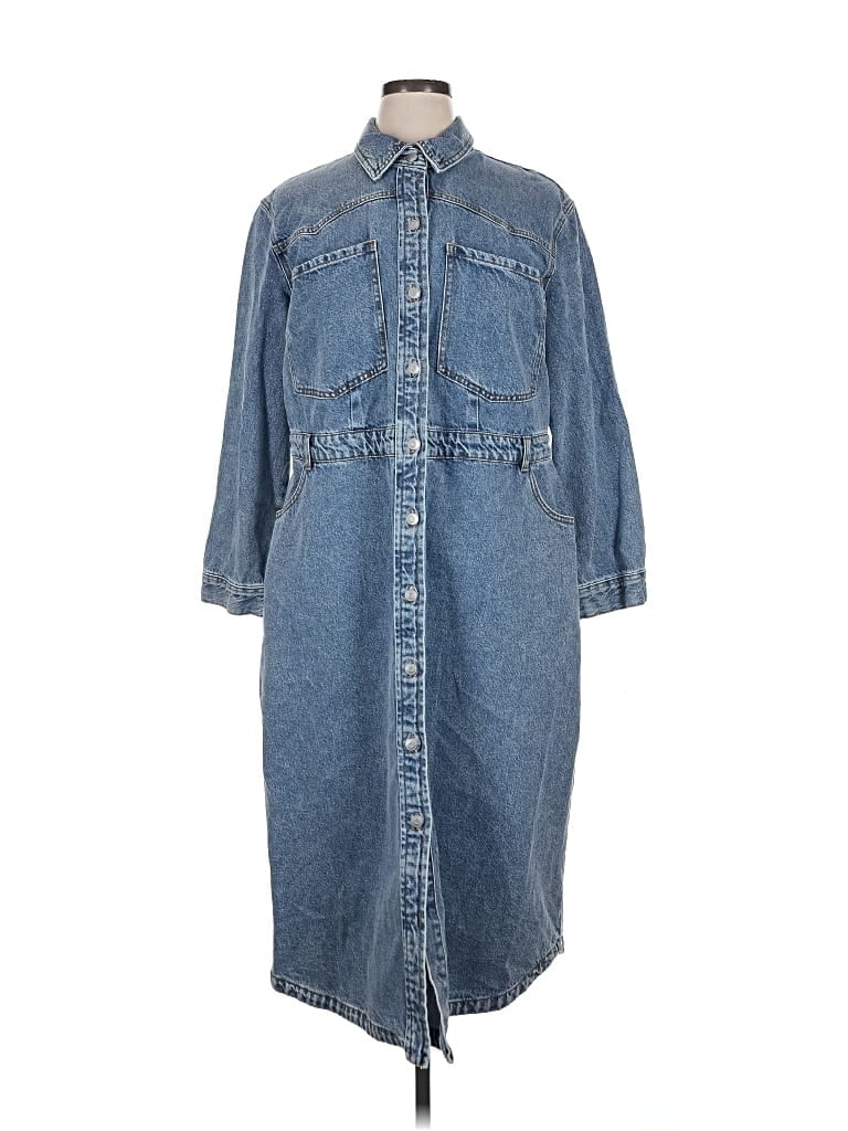 Pre-owned Future Collective Casual Dress In Blue