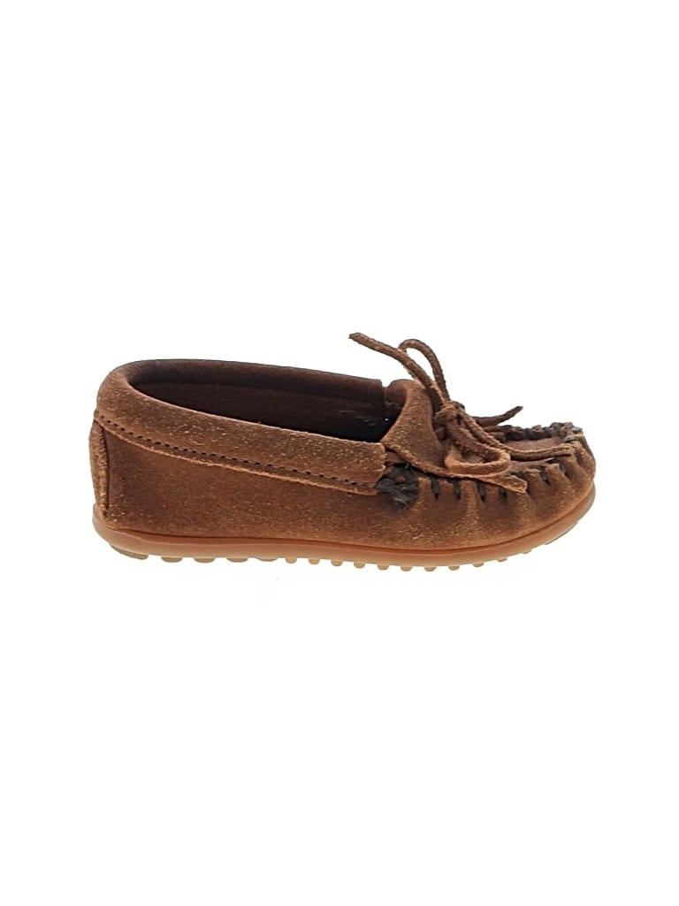 Pre-owned Minnetonka Kids' Flats In Brown