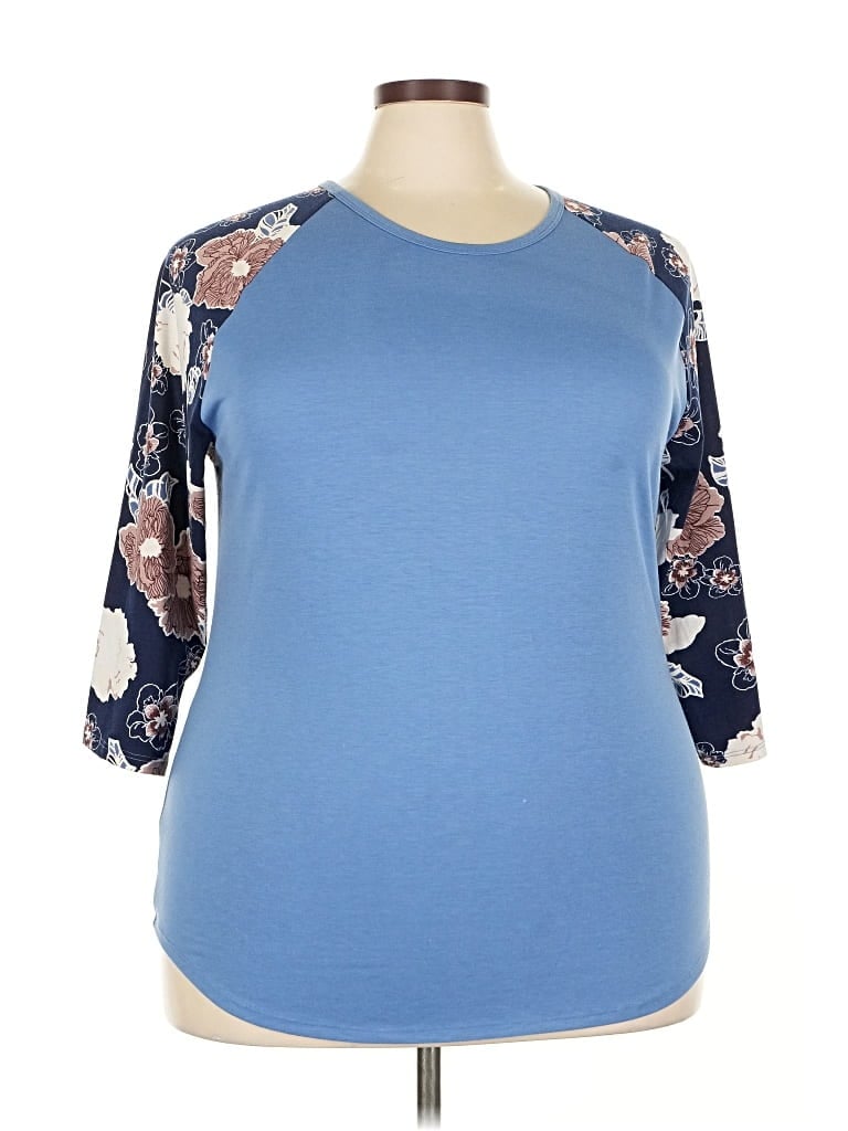 Pre-owned Lularoe 3/4 Sleeve T-shirt In Blue