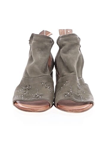 Miz Mooz Heels (view 2)