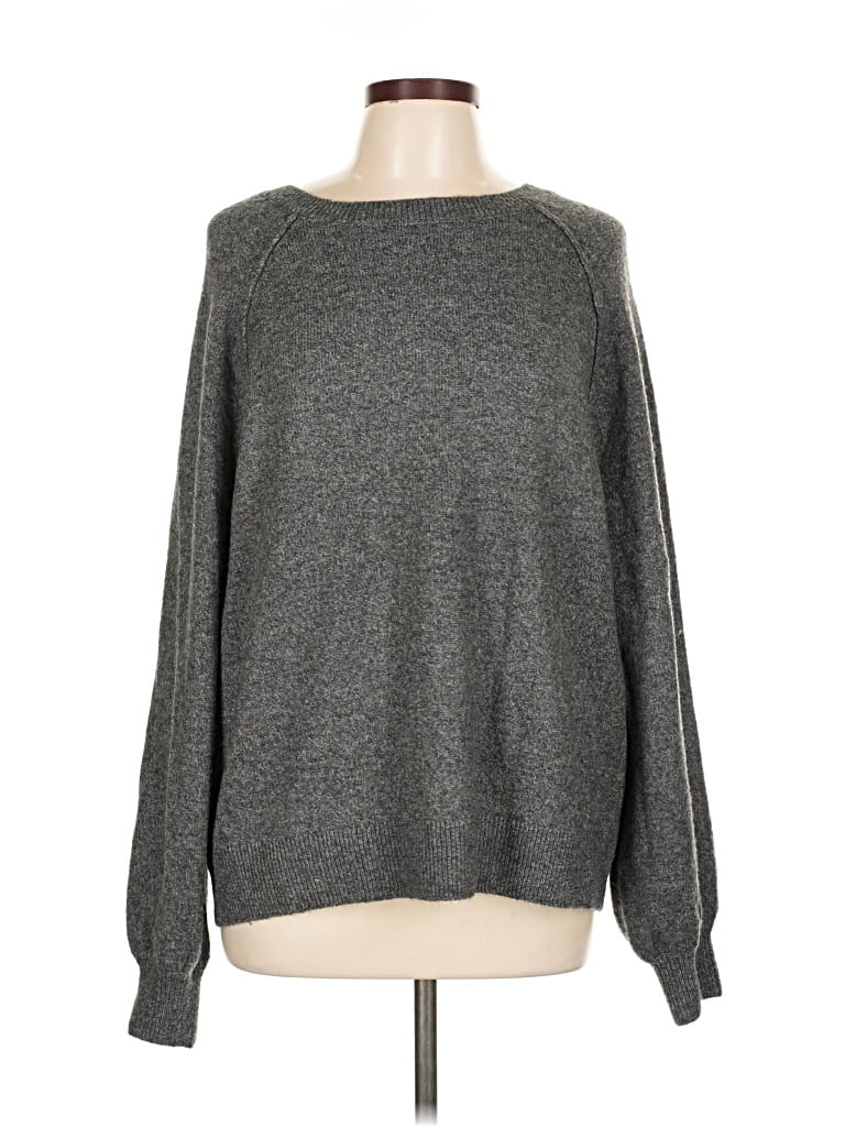 Pre-owned Vince Camuto Pullover Sweater In Gray