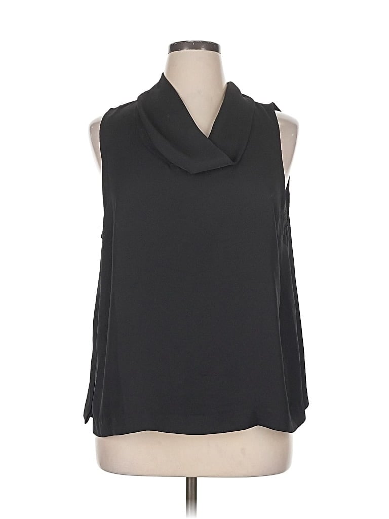 Pre-owned Vince Camuto Sleeveless Blouse In Black