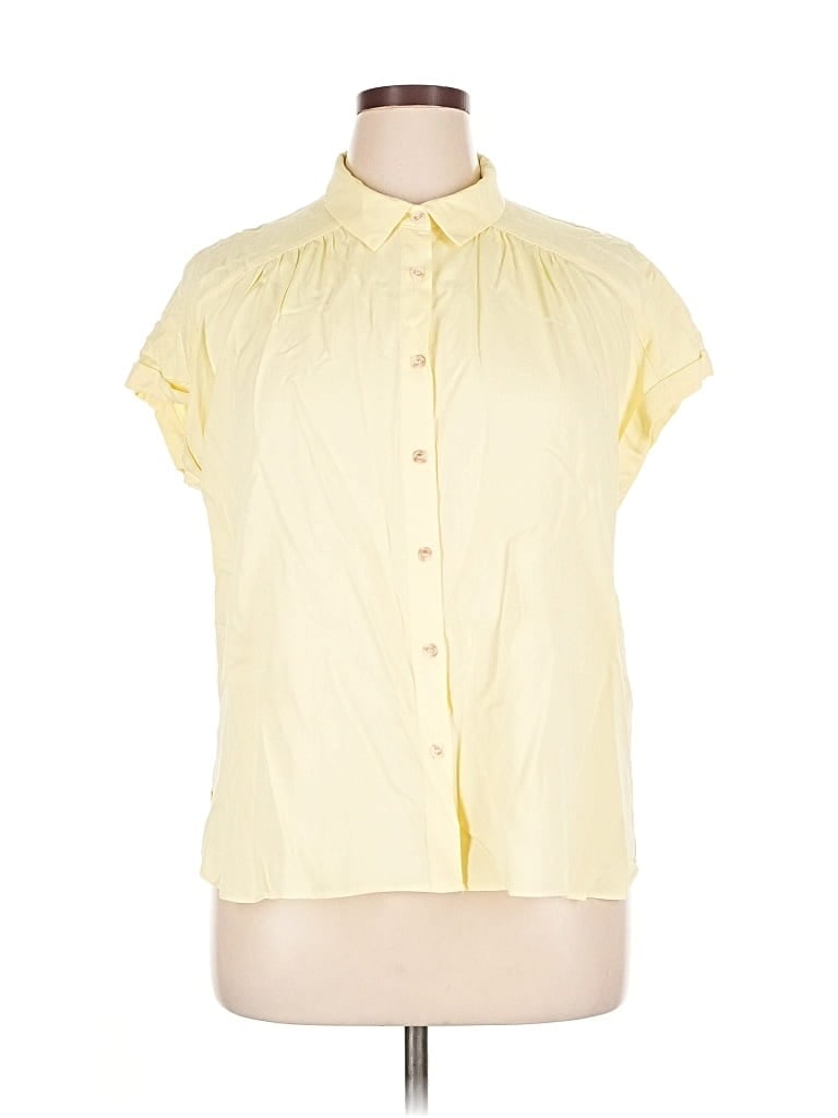 Rose + Olive Short Sleeve Blouse In Yellow