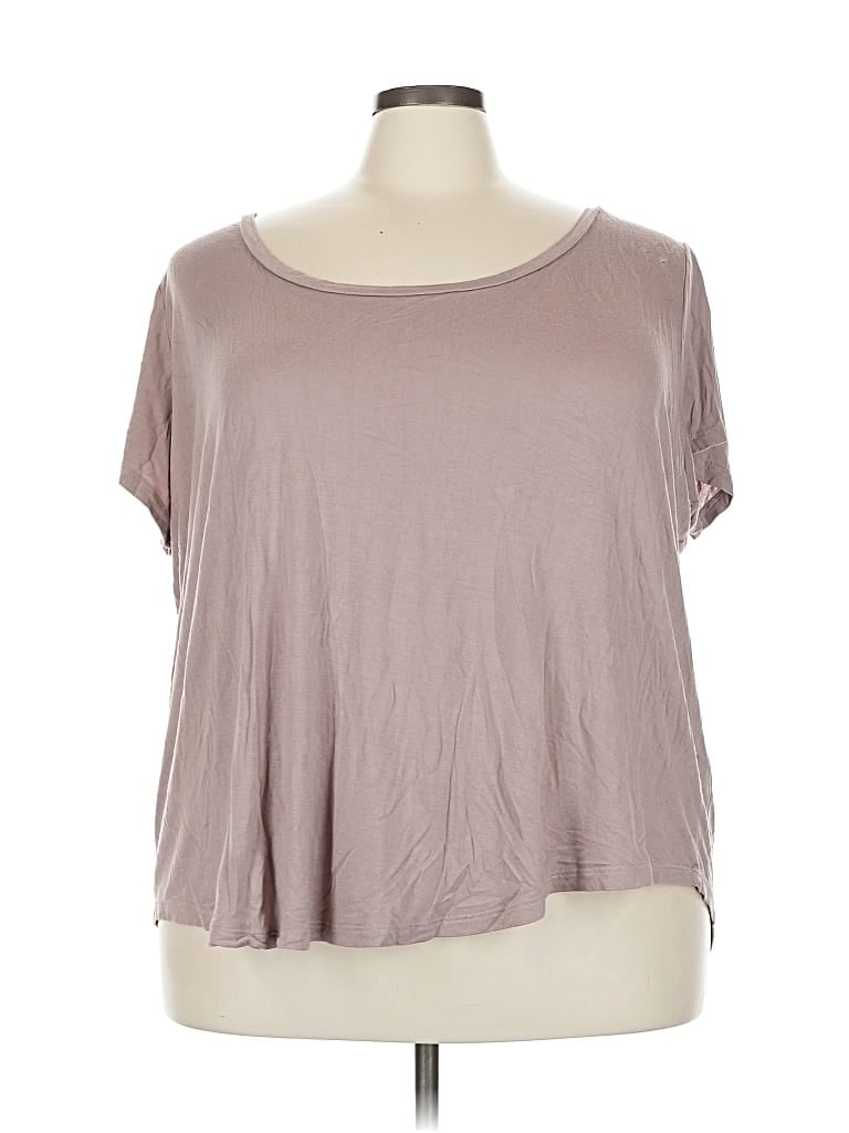 Pre-owned Rue21 Short Sleeve T-shirt In Brown