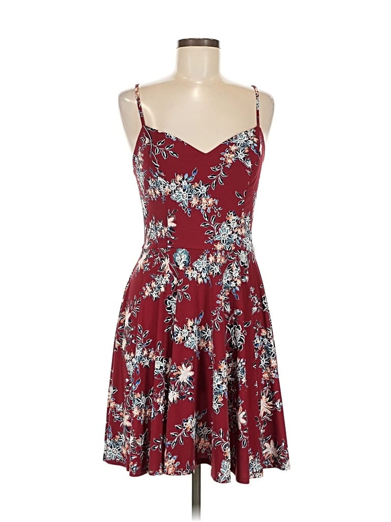 Pre-owned The General Good Casual Dress In Burgundy