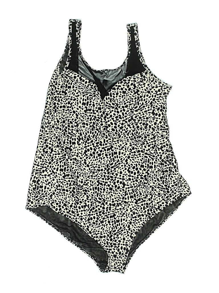 Pre-owned Torrid One Piece Swimsuit In Black