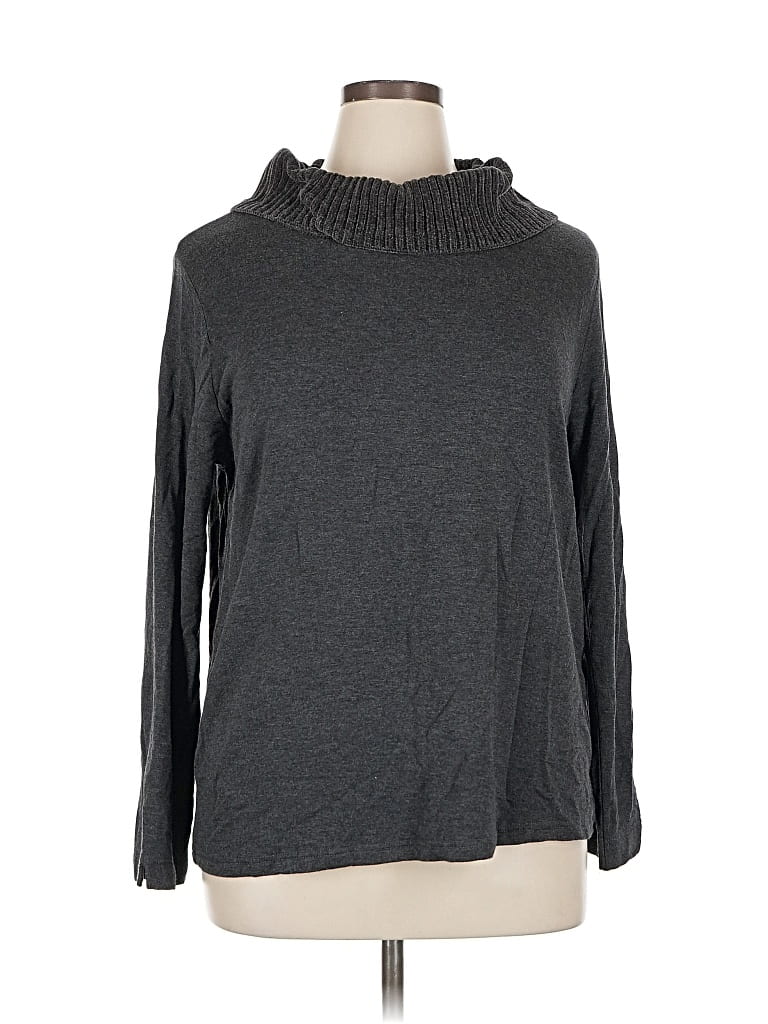 Pre-owned Weekends By Chico's Turtleneck Sweater In Gray