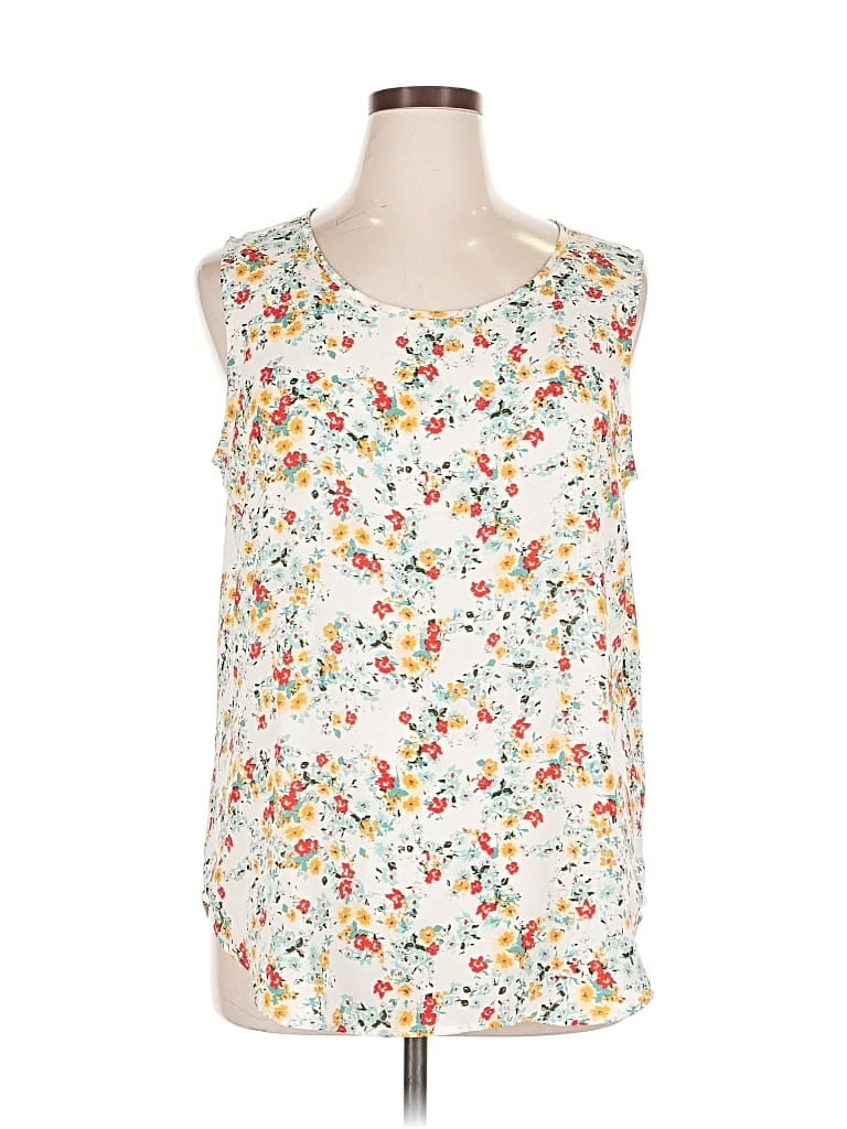 Pre-owned Maurices Sleeveless Blouse In White