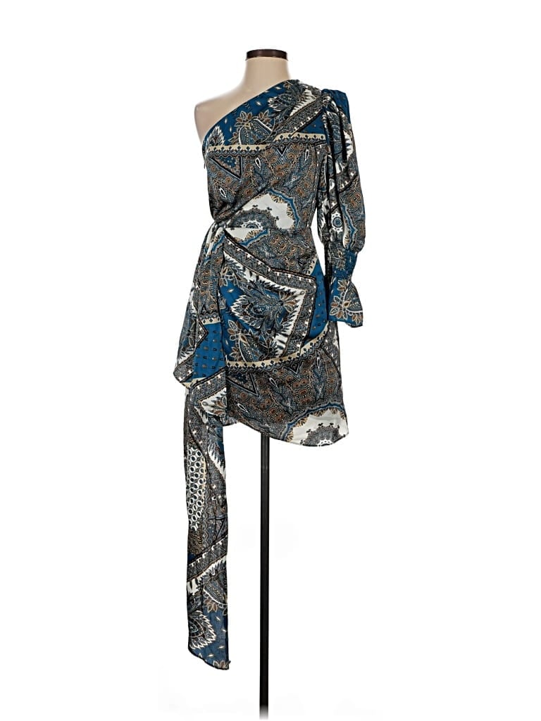 Pre-owned Elliatt Cocktail Dress In Blue