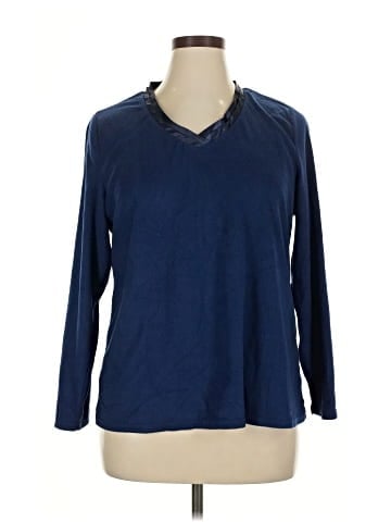 Liz Claiborne Pullover Sweater (view 1)