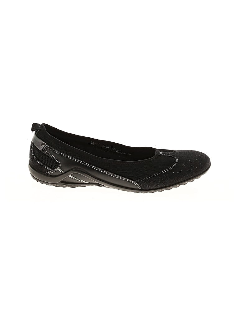 Pre-owned Ecco Flats In Black