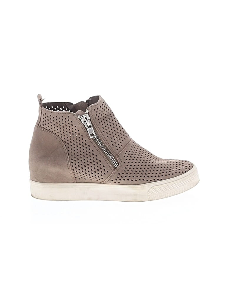 Pre-owned Steve Madden Sneakers In Gray