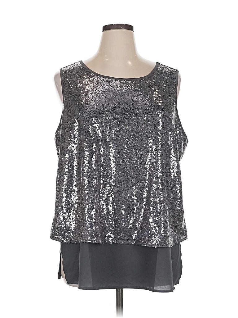 Pre-owned Dg^2 By Diane Gilman Sleeveless Blouse In Silver