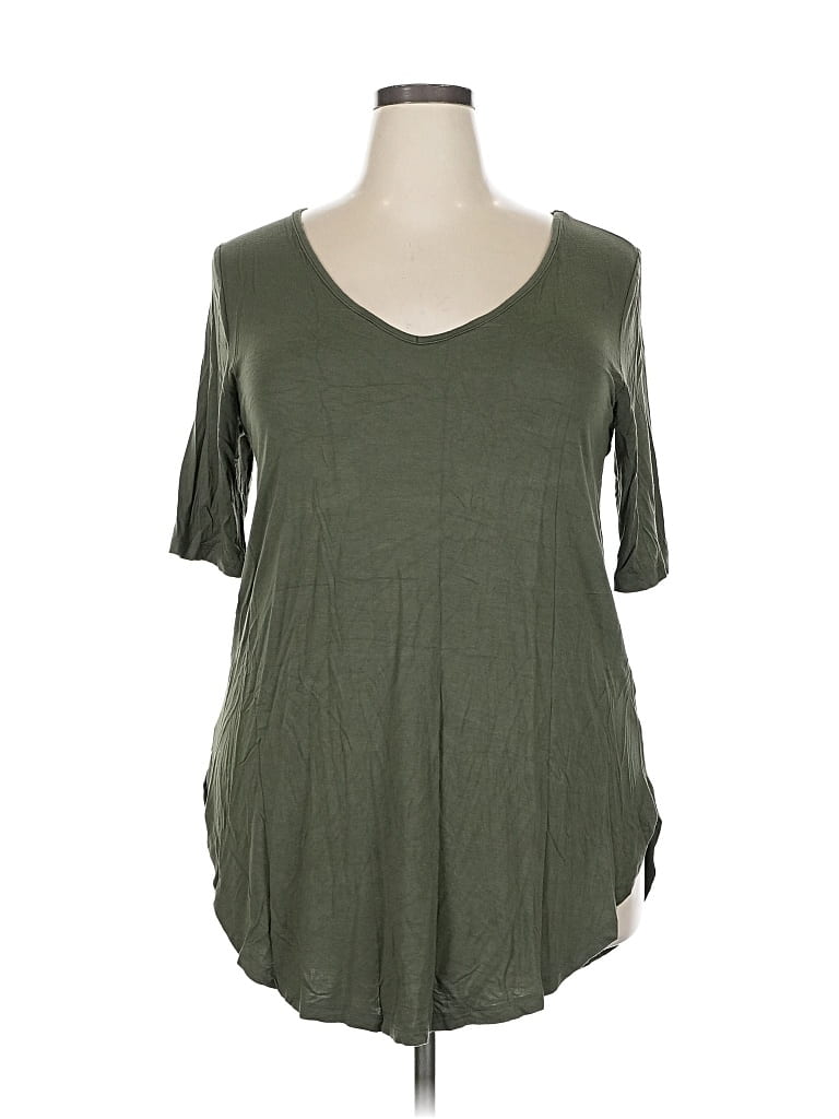 Pre-owned Torrid 3/4 Sleeve T-shirt In Green