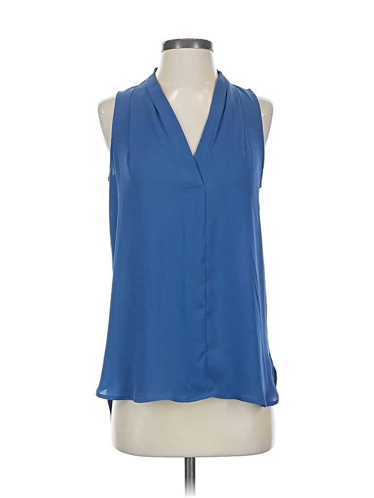 Pre-owned Vince Camuto Sleeveless Blouse In Blue