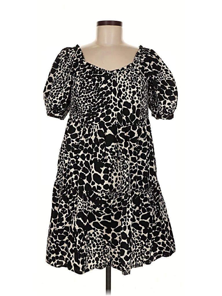 Pre-owned Who What Wear Casual Dress In Black