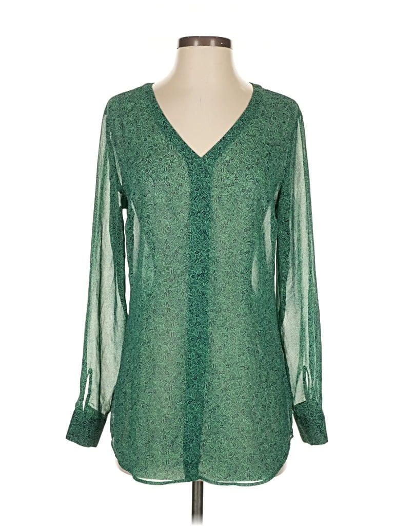 Pre-owned Cabi Long Sleeve T-shirt In Green