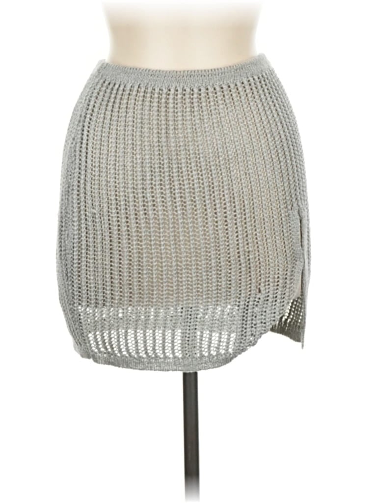 Pre-owned Prettylittlething Casual Skirt In Silver