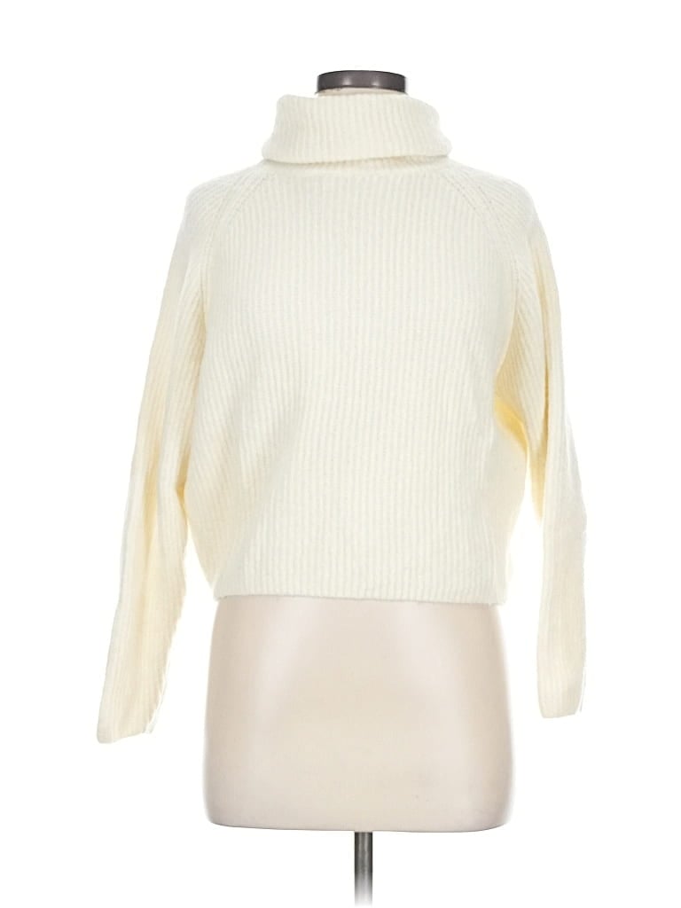 Pre-owned Subdued Turtleneck Sweater In White
