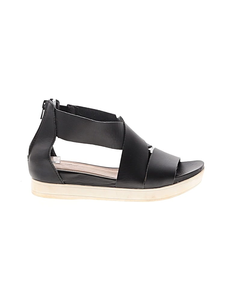 Pre-owned Universal Thread Sandals In Black
