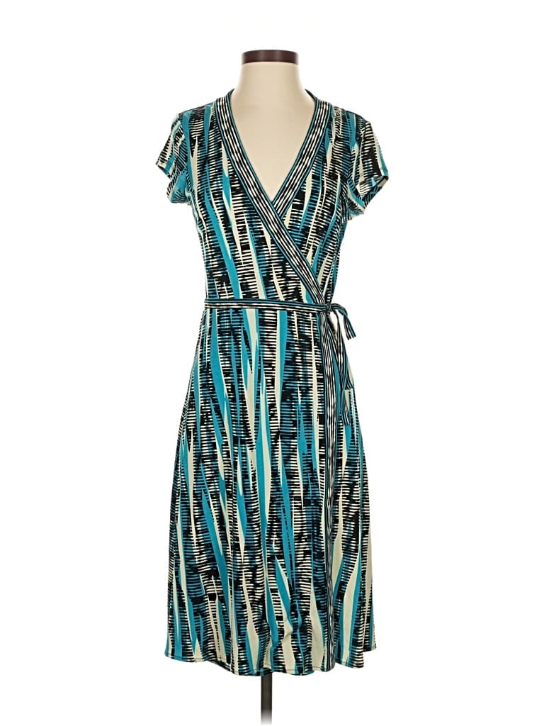 Pre-owned Bcbgmaxazria Casual Dress In Blue