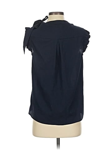 Comme Toi Sleeveless Blouse (view 2)