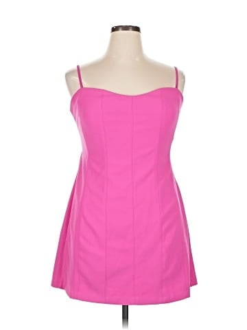 Abercrombie & Fitch Cocktail Dress (view 1)
