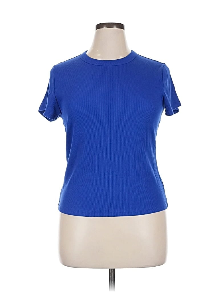 Pre-owned Old Navy Active T-shirt In Blue