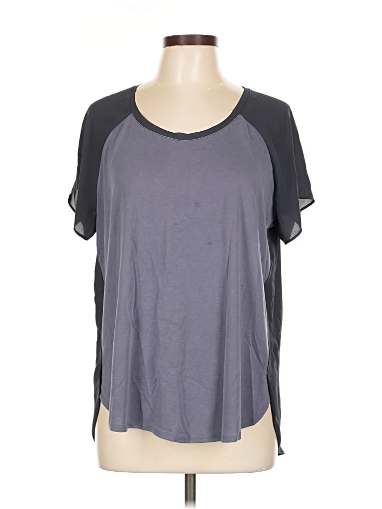 Pre-owned Simply Vera Vera Wang Short Sleeve Top Gray Color Block Pattern Cold Shoulder Neckline Tops