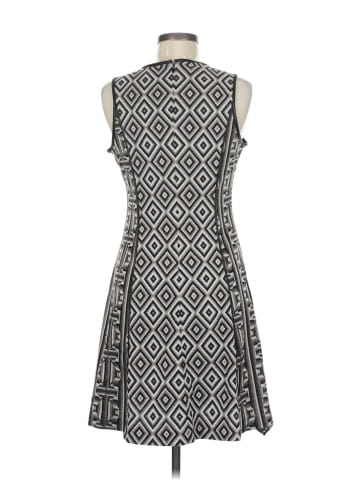 Donna Morgan Casual Dress (view 2)