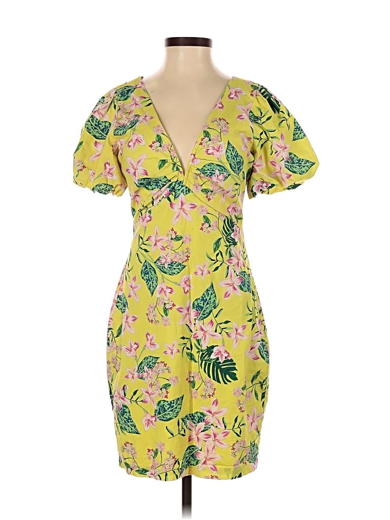 Pre-owned Guess Cocktail Dress In Yellow