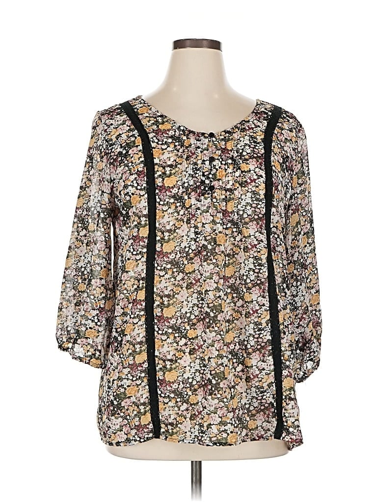 Pre-owned Suzanne Betro 3/4 Sleeve Blouse In White