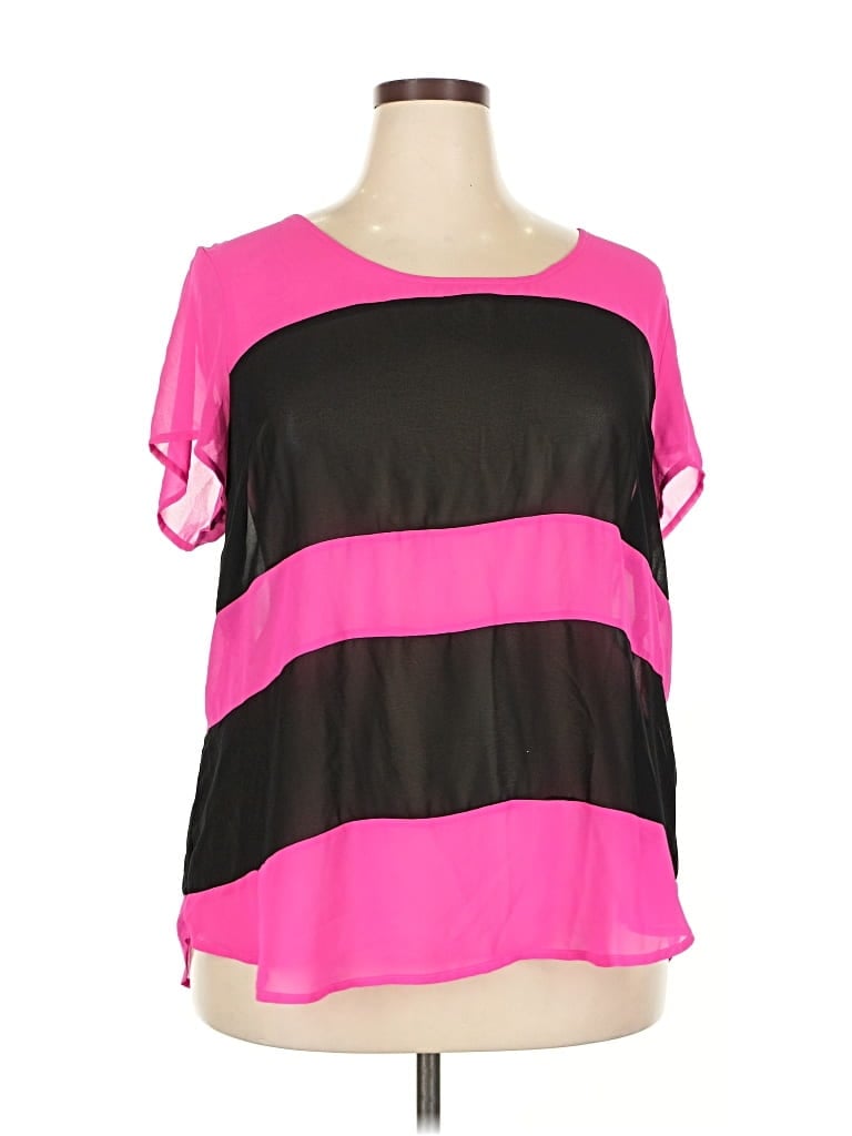 Pre-owned Torrid Short Sleeve Blouse In Pink